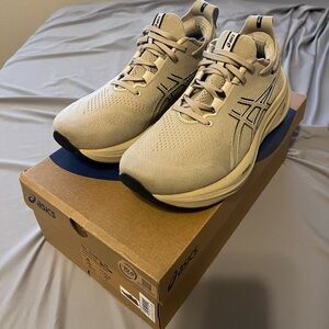 ASICS Gel-Nimbus 26